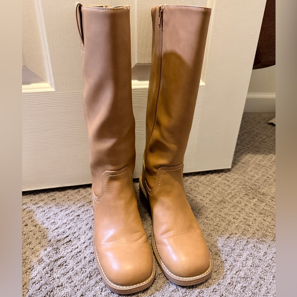 Universal Thread Tan Heeled Boot - image 2